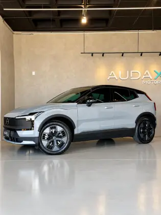 VOLVO EX30 69 KW ELÉTRICO CROSS COUNTRY