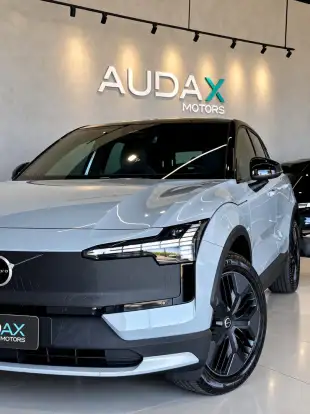 VOLVO-EX30-2026