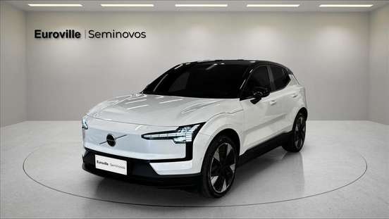 VOLVO-EX30-2024