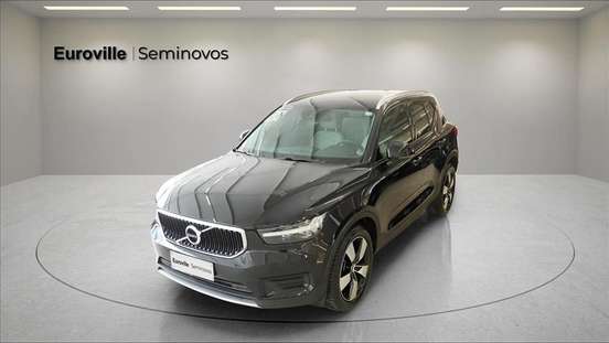 VOLVO-XC40-2020