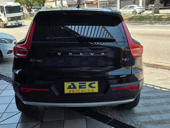 VOLVO-XC40-2.0 T5 GASOLINA MOMENTUM AWD GEARTRONIC VOLVO-XC40-2018