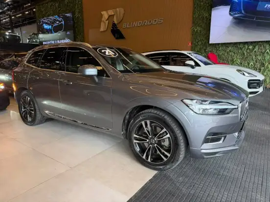VOLVO-XC60-2021
