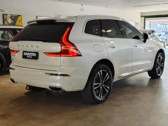 VOLVO-XC60-2.0 T8 HYBRID MOMENTUM AWD GEARTRONIC VOLVO-XC60-2020
