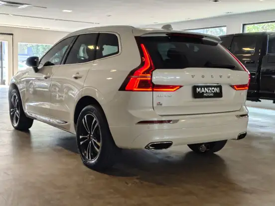 VOLVO-XC60-2.0 T8 HYBRID MOMENTUM AWD GEARTRONIC VOLVO-XC60-2020
