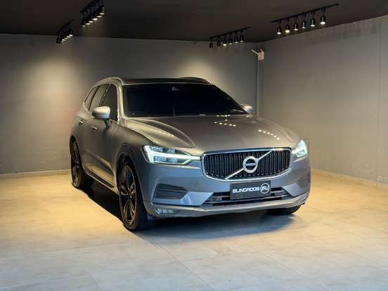 VOLVO-XC60-2.0 D5 DIESEL MOMENTUM AWD GEARTRONIC VOLVO-XC60-2018