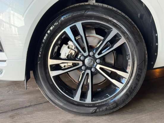 VOLVO-XC60-2.0 T5 GASOLINA INSCRIPTION AWD GEARTRONIC VOLVO-XC60-2018