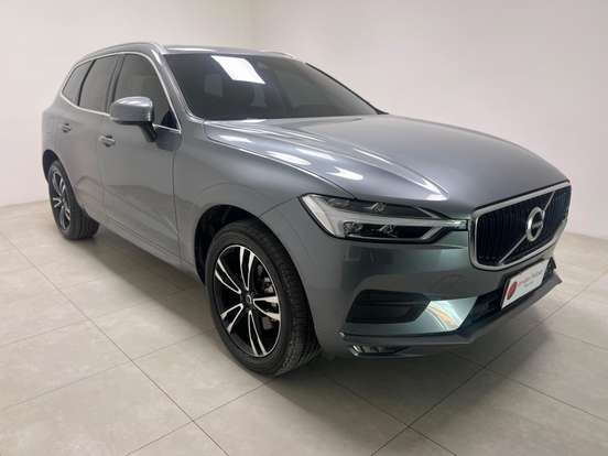 VOLVO-XC60-2.0 T5 GASOLINA MOMENTUM AWD GEARTRONIC VOLVO-XC60-2018