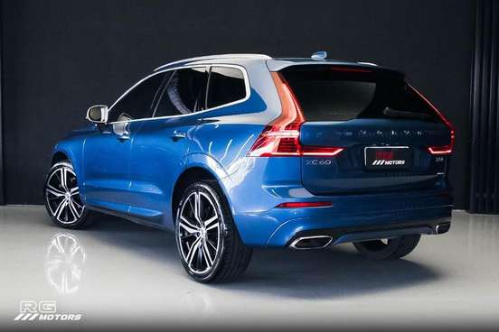 VOLVO-XC60-2018