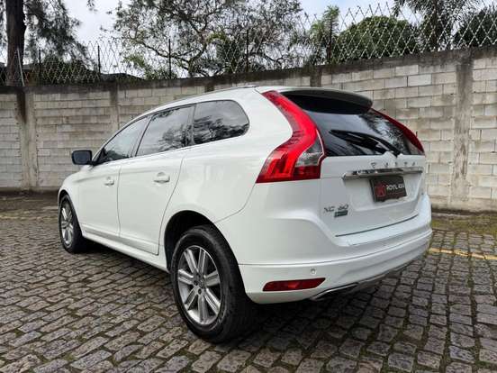 VOLVO-XC60-2.0 T5 KINETIC GASOLINA 4P AUTOMÁTICO VOLVO-XC60-2016