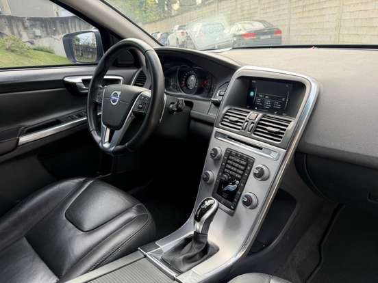 VOLVO-XC60-2.0 T5 KINETIC GASOLINA 4P AUTOMÁTICO VOLVO-XC60-2016