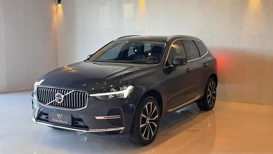 VOLVO-XC60-2022
