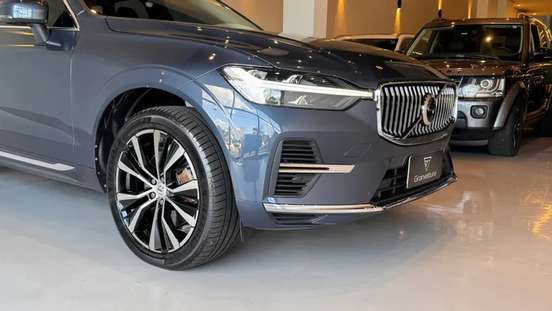VOLVO-XC60-2022