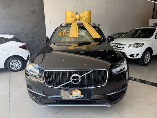 VOLVO-XC90-2.0 T6 GASOLINA MOMENTUM AWD GEARTRONIC VOLVO-XC90-2018