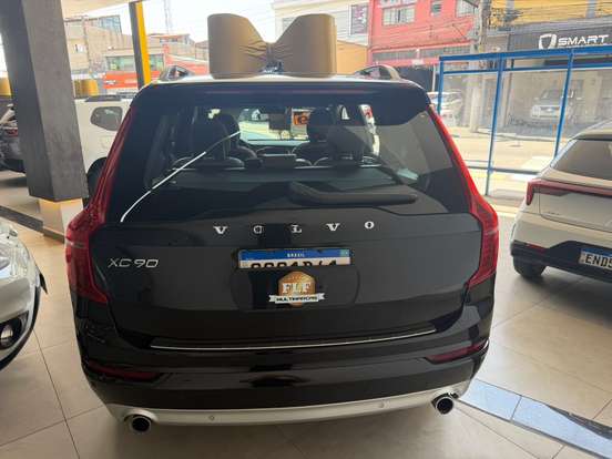 VOLVO-XC90-2.0 T6 GASOLINA MOMENTUM AWD GEARTRONIC VOLVO-XC90-2018