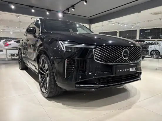 VOLVO-XC90-2025