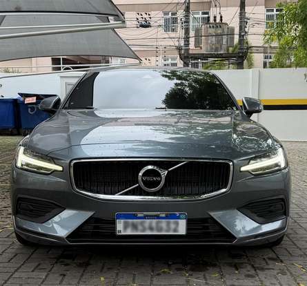 VOLVO-S60-2.0 T4 MOMENTUM GASOLINA 4P AUTOMÁTICO VOLVO-S60-2019