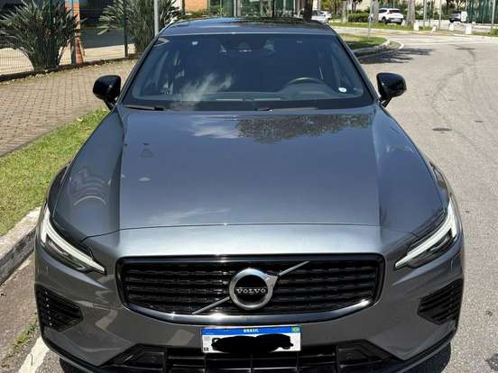 VOLVO-S60-2.0 T8 R-DESIGN HÍBRIDO 4P AUTOMÁTICO VOLVO-S60-2019