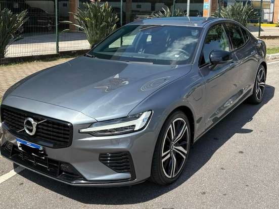 VOLVO-S60-2.0 T8 R-DESIGN HÍBRIDO 4P AUTOMÁTICO VOLVO-S60-2019