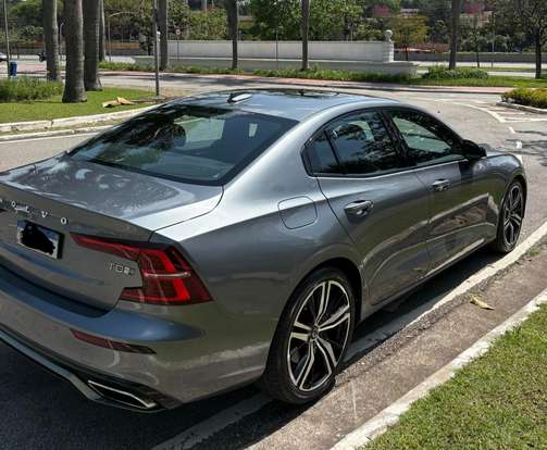 VOLVO-S60-2019