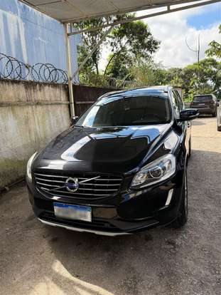 VOLVO-XC60-2015