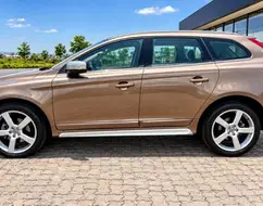 VOLVO XC60 2.0 T5 R DESIGN TURBO GASOLINA 4P AUTOMÁTICO VOLVO XC60 2.0 T5 R DESIGN TURBO GASOLINA 4P AUTOMÁTICO