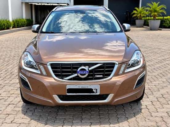 VOLVO-XC60-2.0 T5 R DESIGN TURBO GASOLINA 4P AUTOMÁTICO VOLVO-XC60-2012