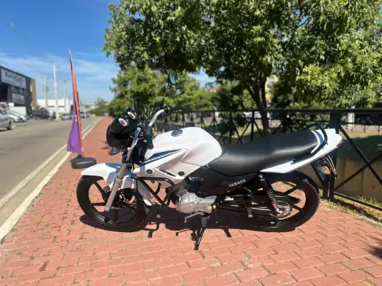 YAMAHA-FACTOR YBR 125 ED-2015