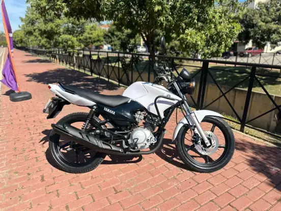 YAMAHA-FACTOR YBR 125 ED-2015