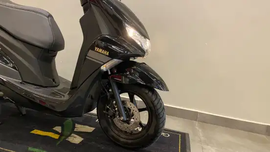 YAMAHA-FLUO 125 ABS-2023