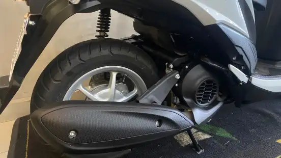 YAMAHA-FLUO 125 HYBRID CONNECTED ABS-2026