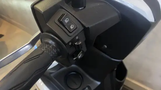 YAMAHA-FLUO 125 HYBRID CONNECTED ABS-2026