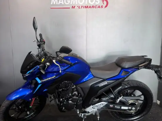 YAMAHA-FZ25 FAZER CONNECTED ABS YAMAHA-FZ25 FAZER CONNECTED ABS-2025