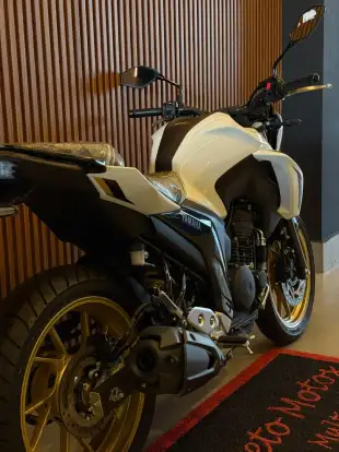 YAMAHA-FZ25 FAZER CONNECTED ABS YAMAHA-FZ25 FAZER CONNECTED ABS-2025