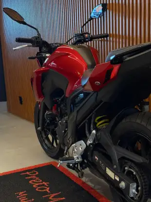 YAMAHA-FZ25 FAZER CONNECTED ABS-2025