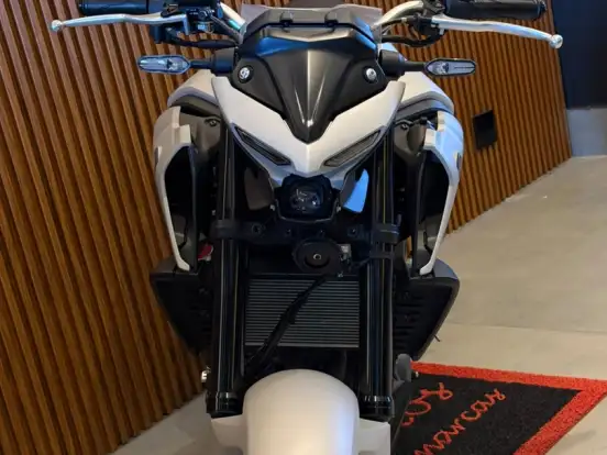YAMAHA-MT-03 CONNECTED ABS YAMAHA-MT-03 CONNECTED ABS-2025
