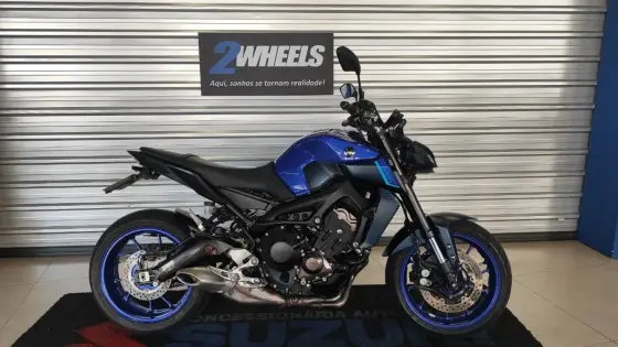 YAMAHA MT-09 