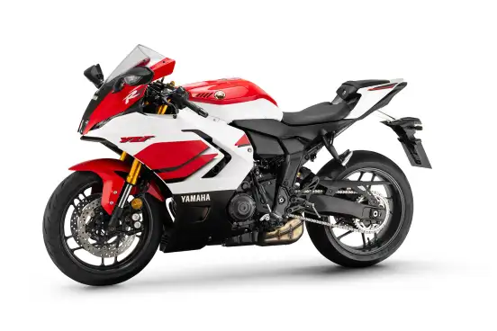 YAMAHA-R7-2026