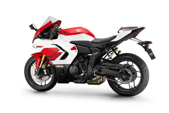 YAMAHA-R7-2026