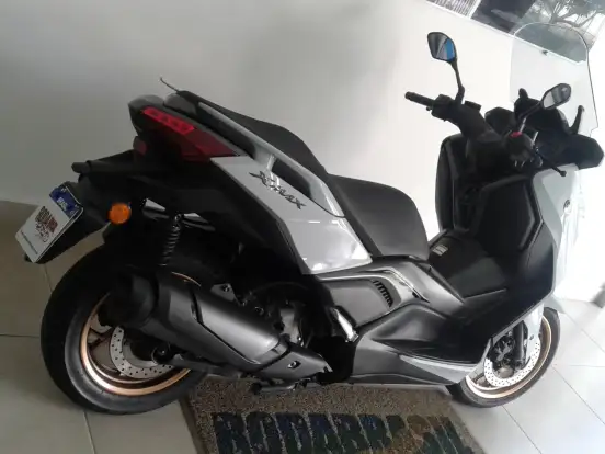 YAMAHA-XMAX 300 CONNECTED ABS YAMAHA-XMAX 300 CONNECTED ABS-2026