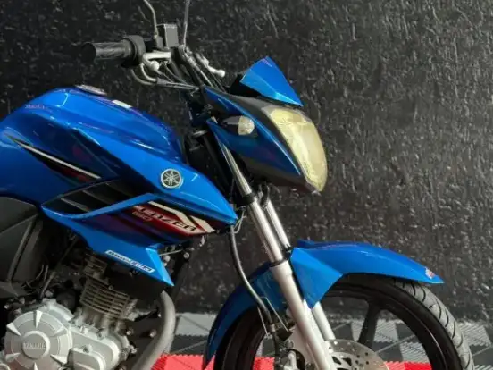 YAMAHA-YS 150 FAZER SED YAMAHA-YS 150 FAZER SED-2015