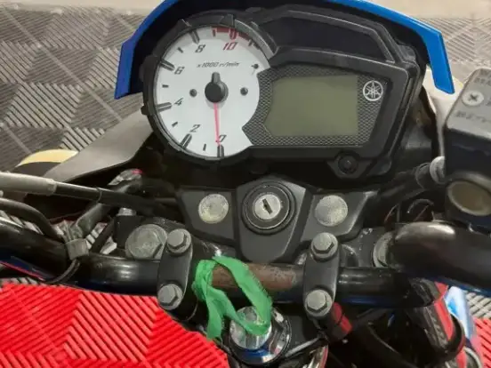 YAMAHA-YS 150 FAZER SED YAMAHA-YS 150 FAZER SED-2015