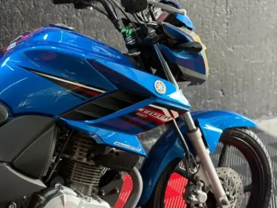 YAMAHA-YS 150 FAZER SED YAMAHA-YS 150 FAZER SED-2015