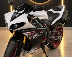 YAMAHA YZF R1 YAMAHA YZF R1