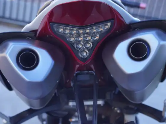 YAMAHA-YZF R1-2013