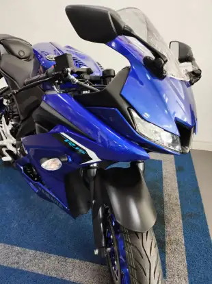 YAMAHA-YZF R15-2026