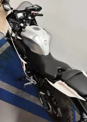 YAMAHA-YZF R15-2026