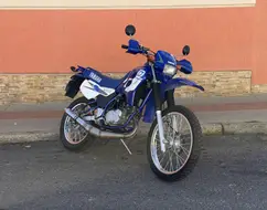YAMAHA DT 200R YAMAHA DT 200R