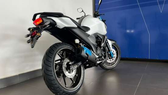 YAMAHA-FZ15 FAZER CONNECTED ABS-2026