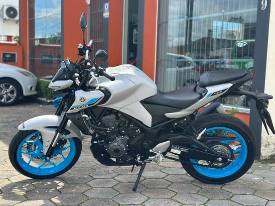 YAMAHA-MT-03 CONNECTED ABS YAMAHA-MT-03 CONNECTED ABS-2025