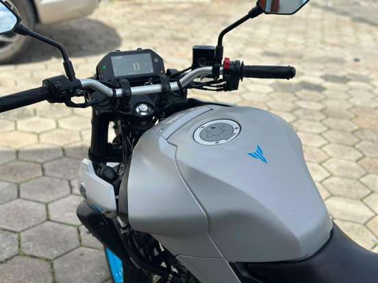 YAMAHA-MT-03 CONNECTED ABS YAMAHA-MT-03 CONNECTED ABS-2025